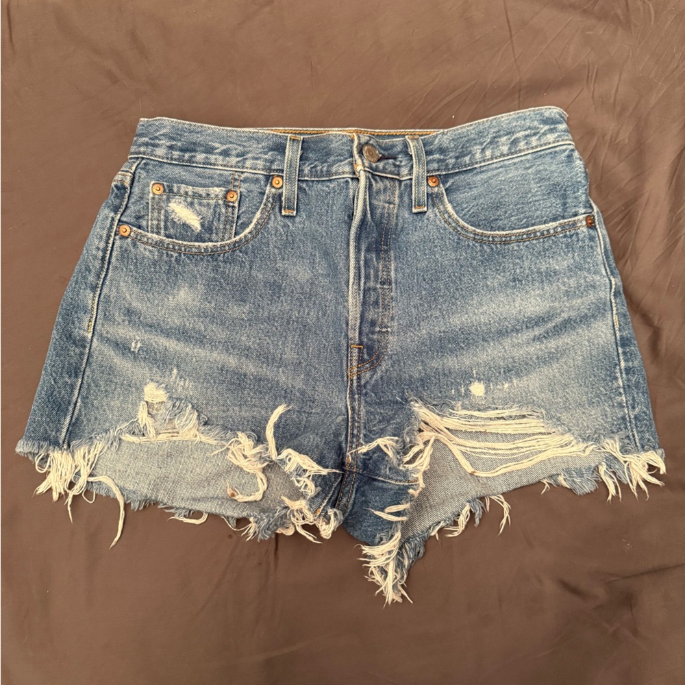 Levi’s 501 Distressed Denim Jean Shorts 28W